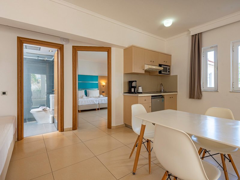 Aegean Blu Apartotel 28