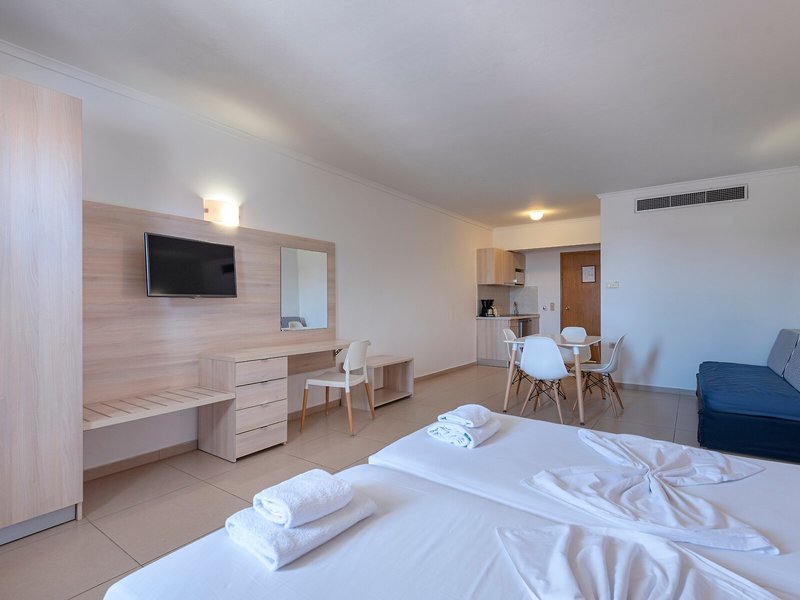 Aegean Blu Apartotel 34