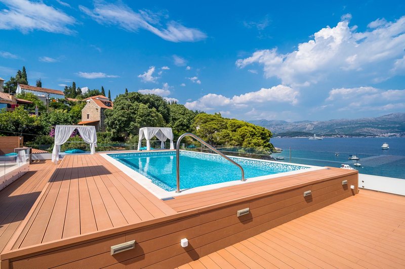 Kalamota Beach House 6