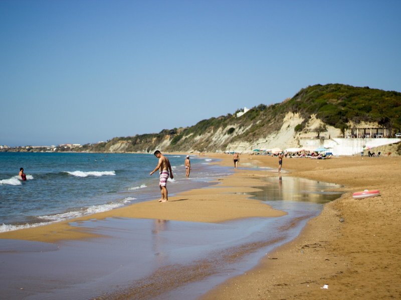 Olga Beach Apartments 8