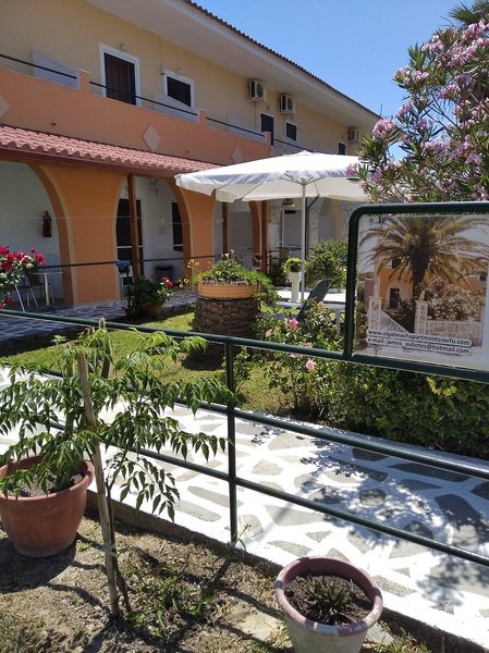 Olga Beach Apartments 10