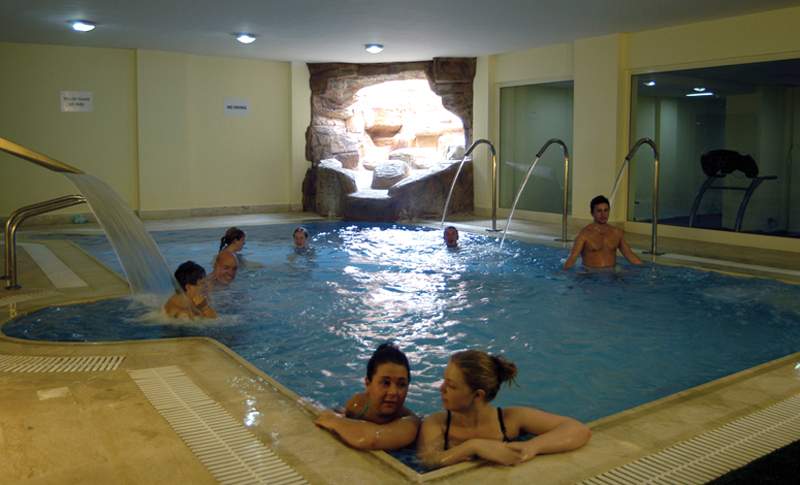 Parrotel Aqua Park Resort 3