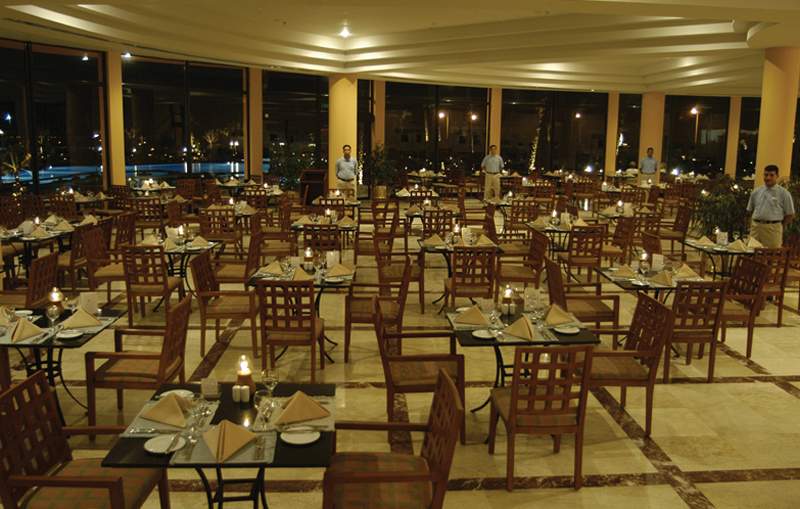 Parrotel Aqua Park Resort 4