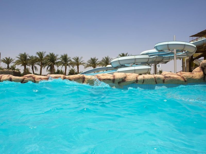 Parrotel Aqua Park Resort 3