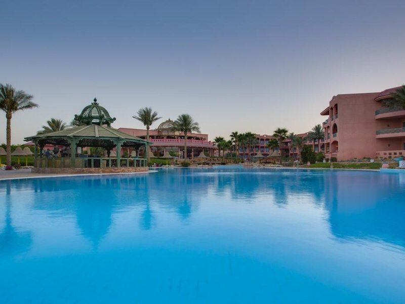 Parrotel Aqua Park Resort 6