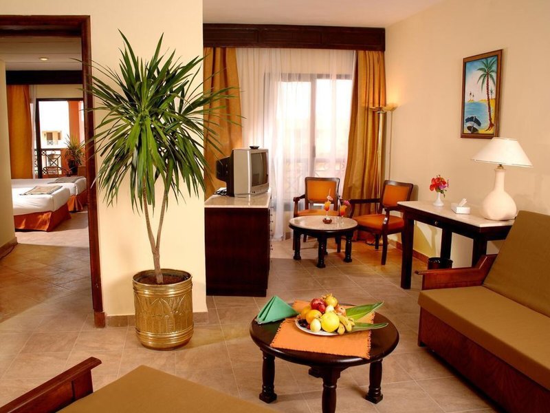 Parrotel Aqua Park Resort 21