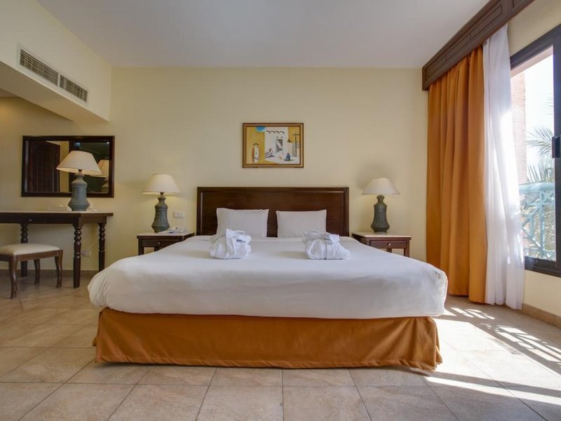 Parrotel Aqua Park Resort 22