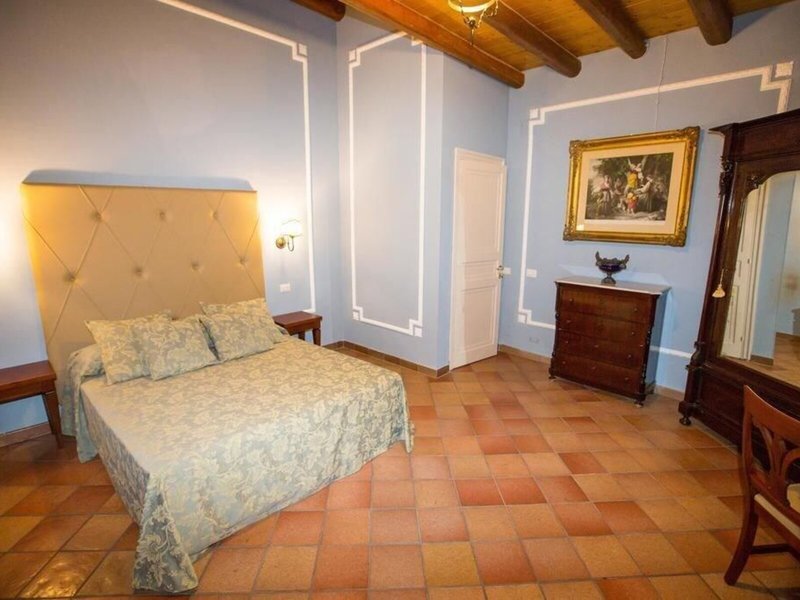 Palazzo Raho 10