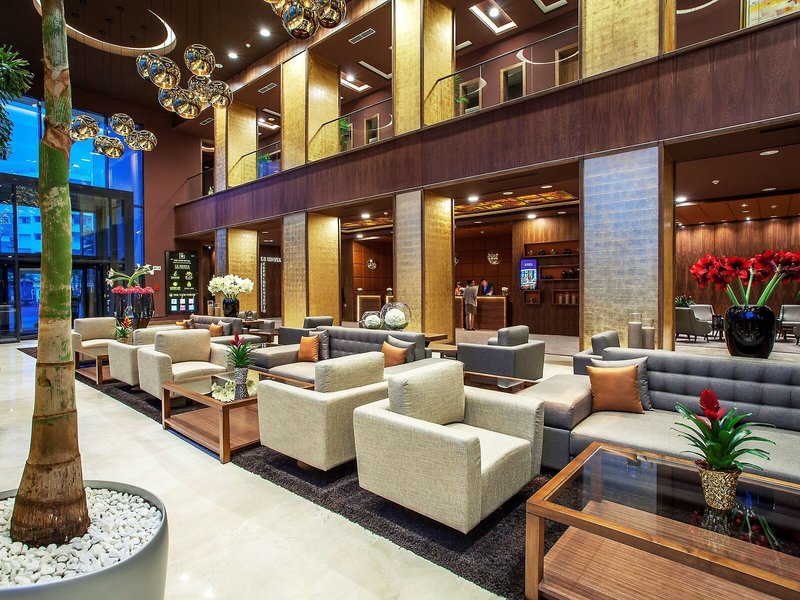 The View Hotel 11
