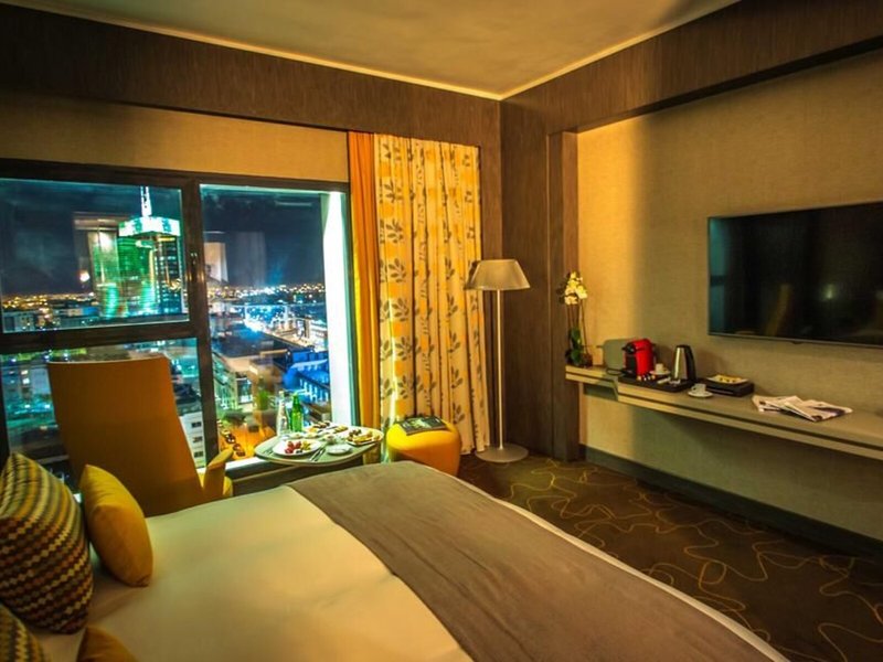 The View Hotel 34