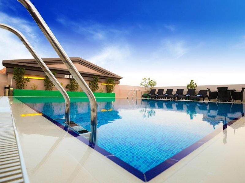 Golden Tulip Al Barsha 9