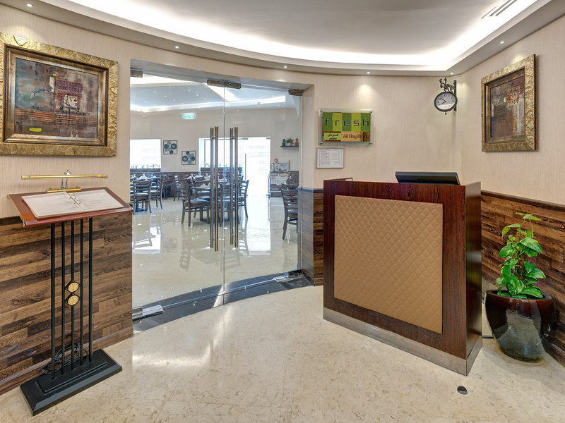 Golden Tulip Al Barsha 24