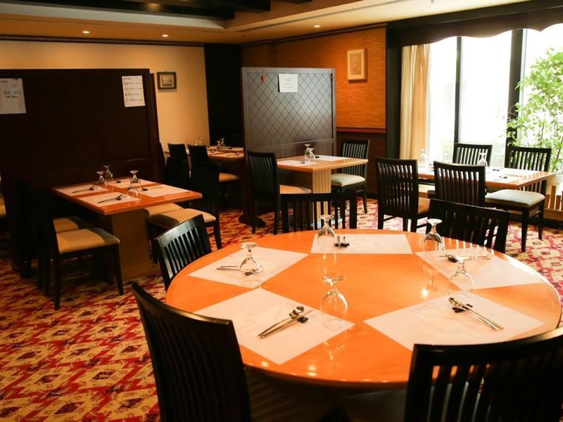 Golden Tulip Al Barsha 32