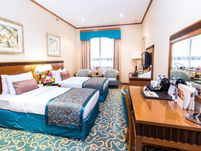 Golden Tulip Al Barsha 39