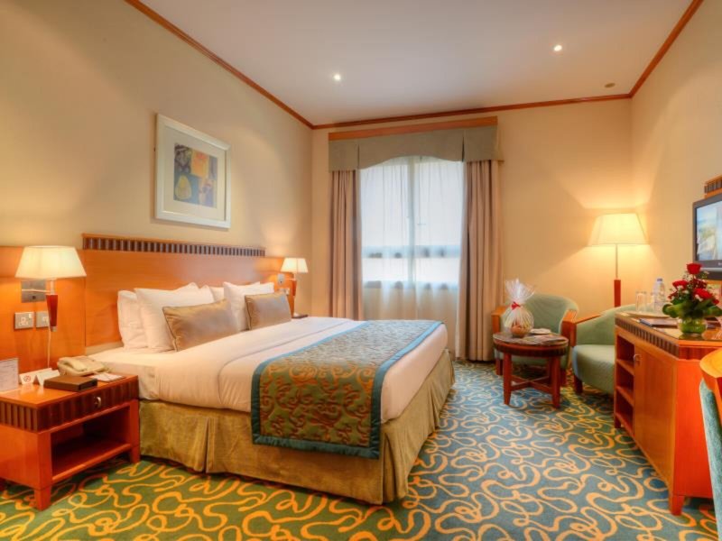 Golden Tulip Al Barsha 42