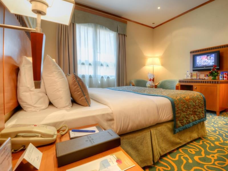 Golden Tulip Al Barsha 44