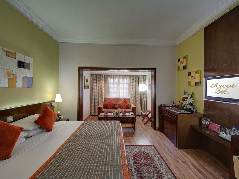 Ascot Hotel 26