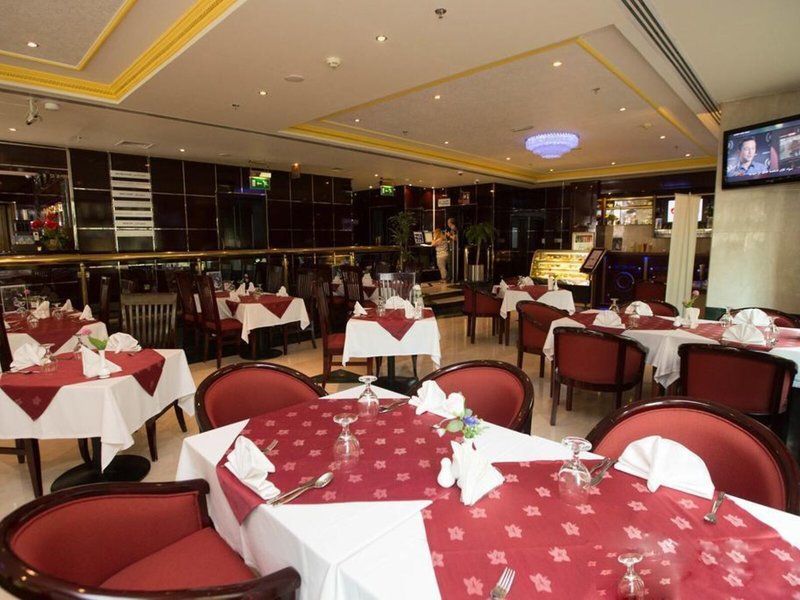 Comfort Inn Hotel Dubai 11
