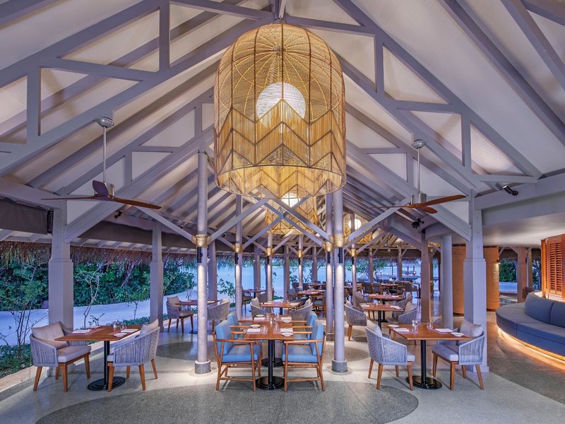 Anantara Dhigu Resort & Spa 14