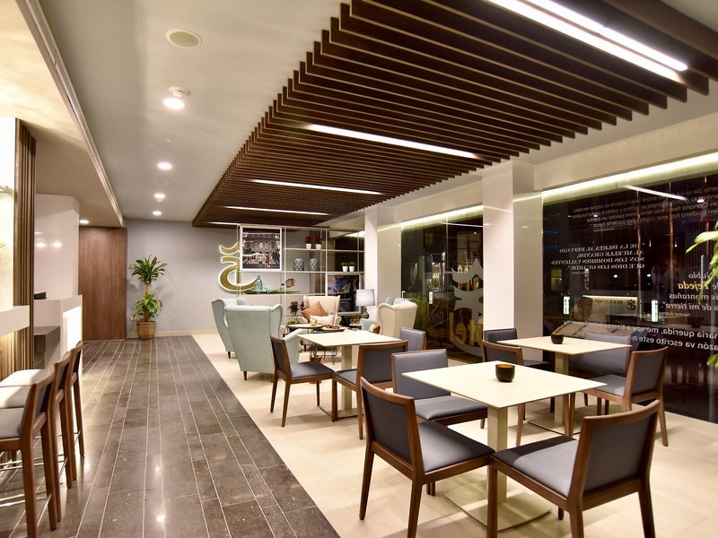 Hotel Dona Luisa 13