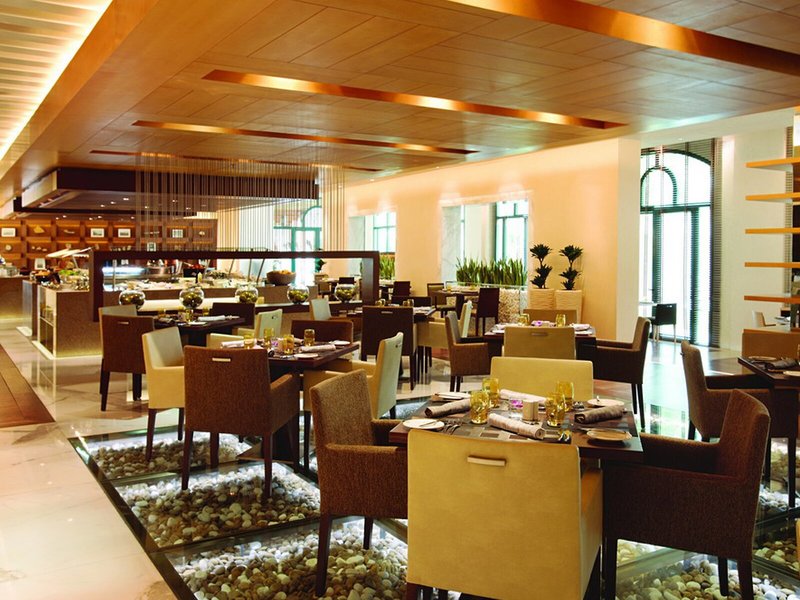 Al Ain Rotana 19