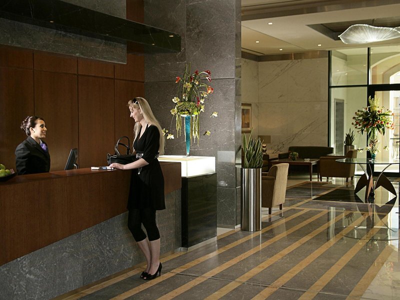 Al Ain Rotana 10