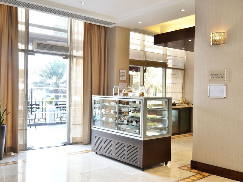 Holiday Inn Abu Dhabi Downtown 10