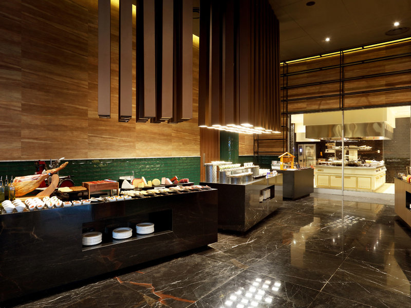 TRS Coral Hotel 12