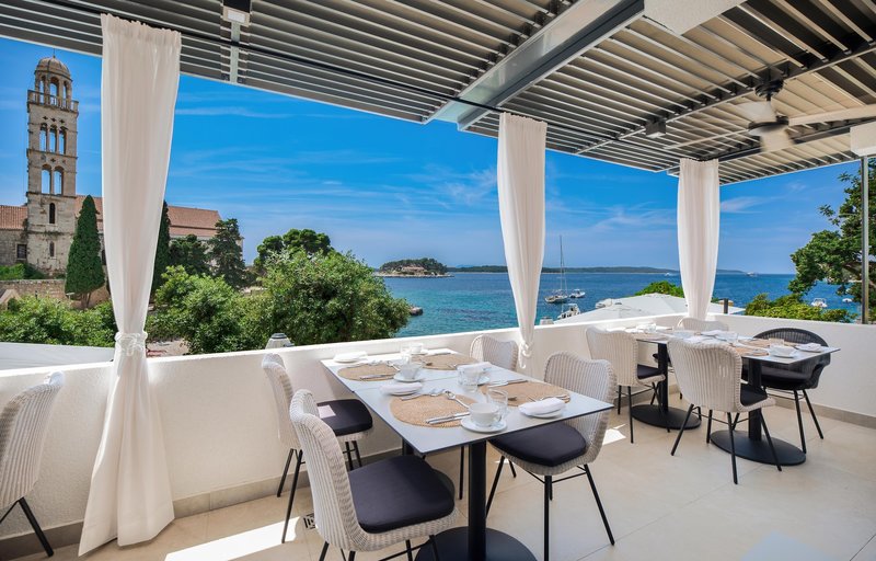 Beach Bay Hvar Hotel 5