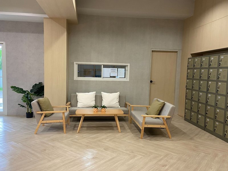 Nice Bird Suite 11