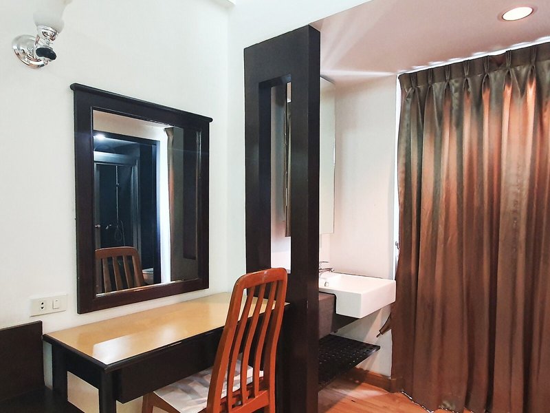 Nice Bird Suite 28