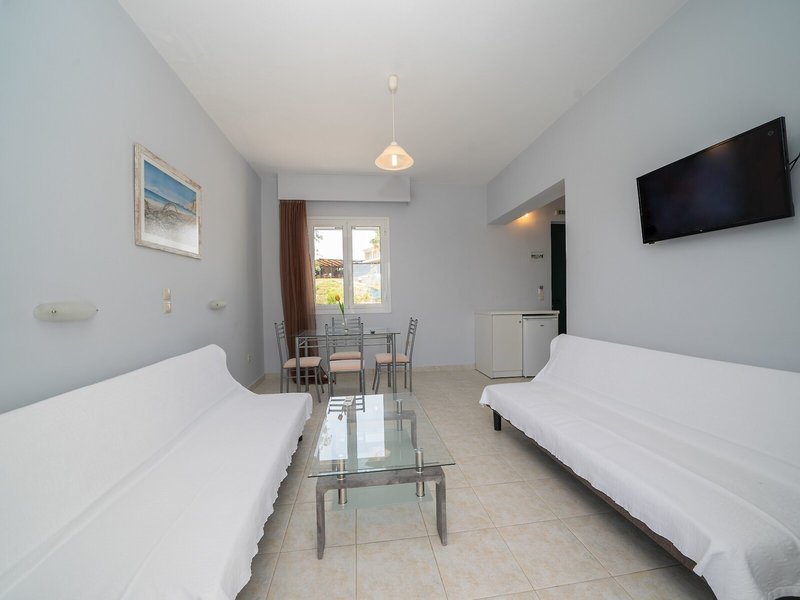 Xi Village Rooms & Apartments 18