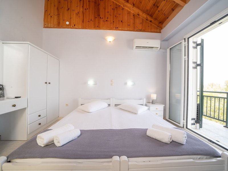 Xi Village Rooms & Apartments 21