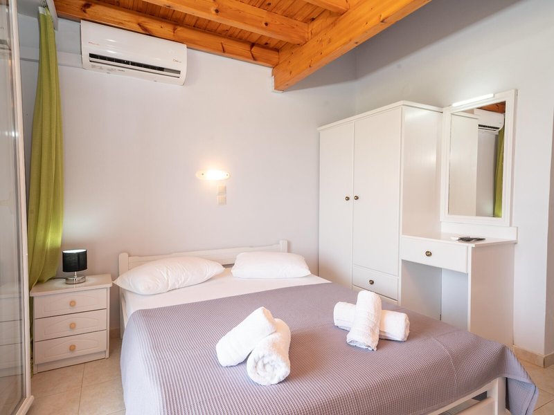 Xi Village Rooms & Apartments 26