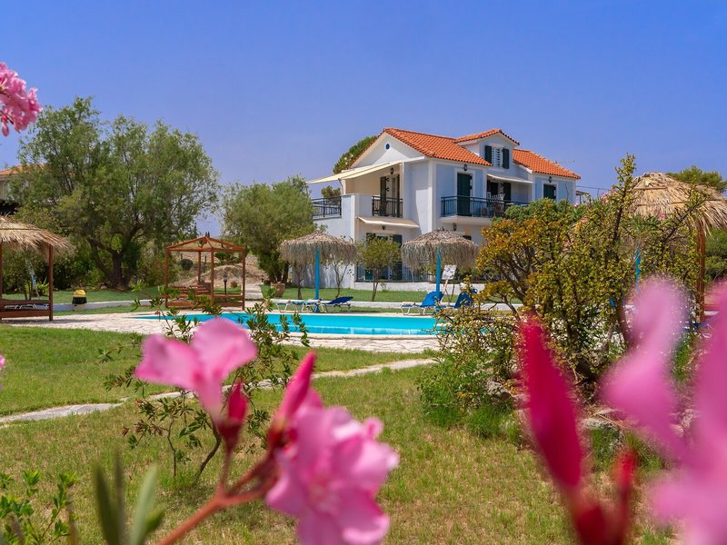 Xi Village Rooms & Apartments