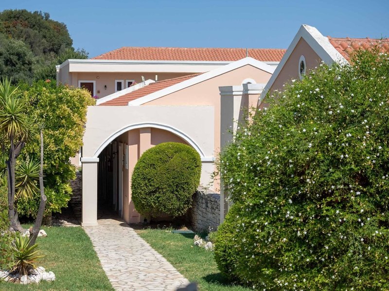 Roda Beach Resort & Spa 3