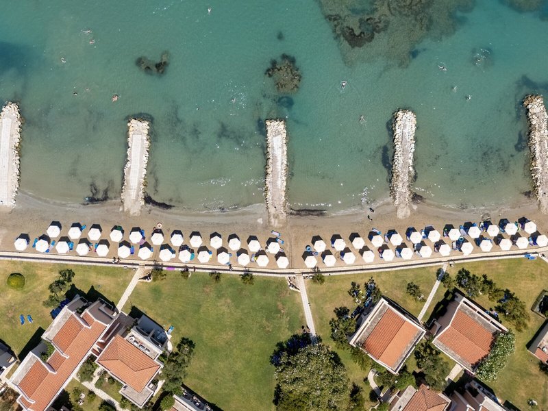 Roda Beach Resort & Spa 5