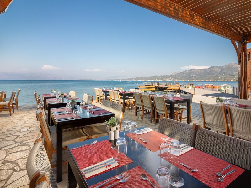 Roda Beach Resort & Spa 17