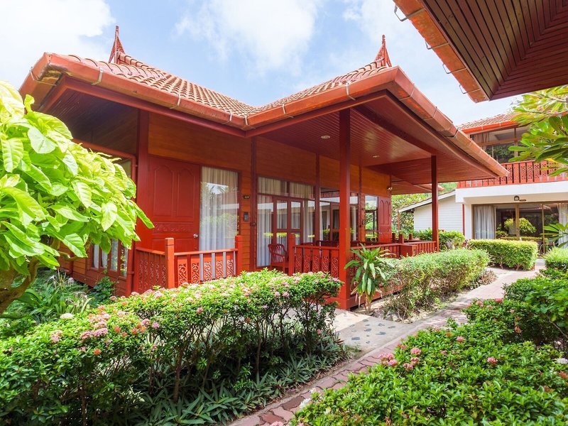 Phi Phi Erawan Palms Resort 4