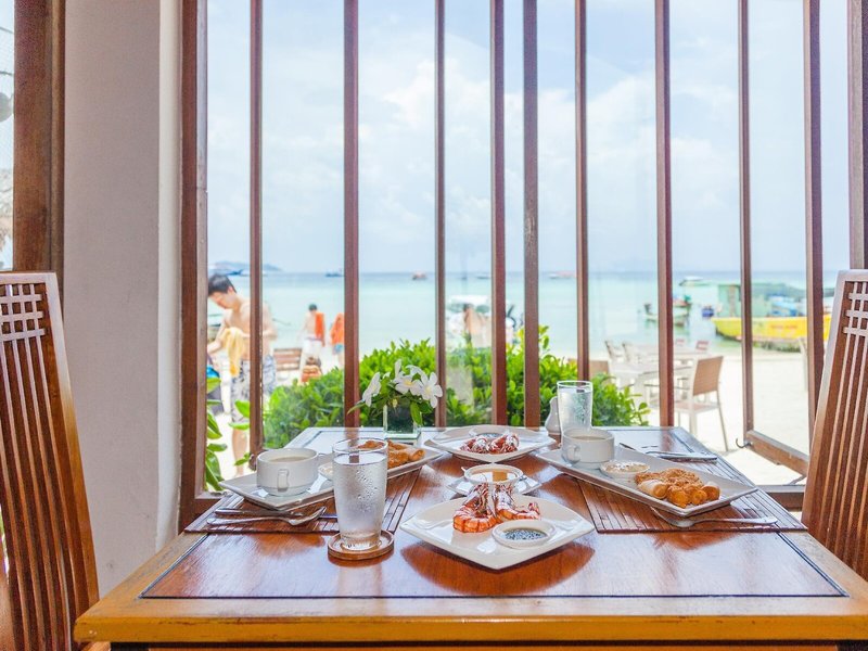 Phi Phi Erawan Palms Resort 20