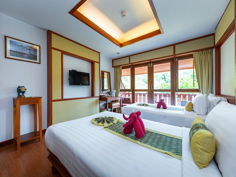 Phi Phi Erawan Palms Resort 25
