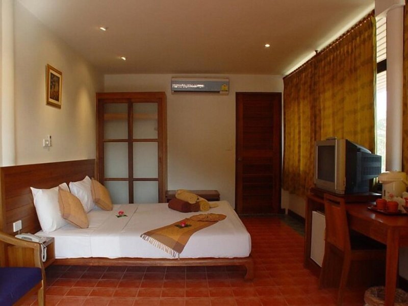 Phi Phi Erawan Palms Resort 29