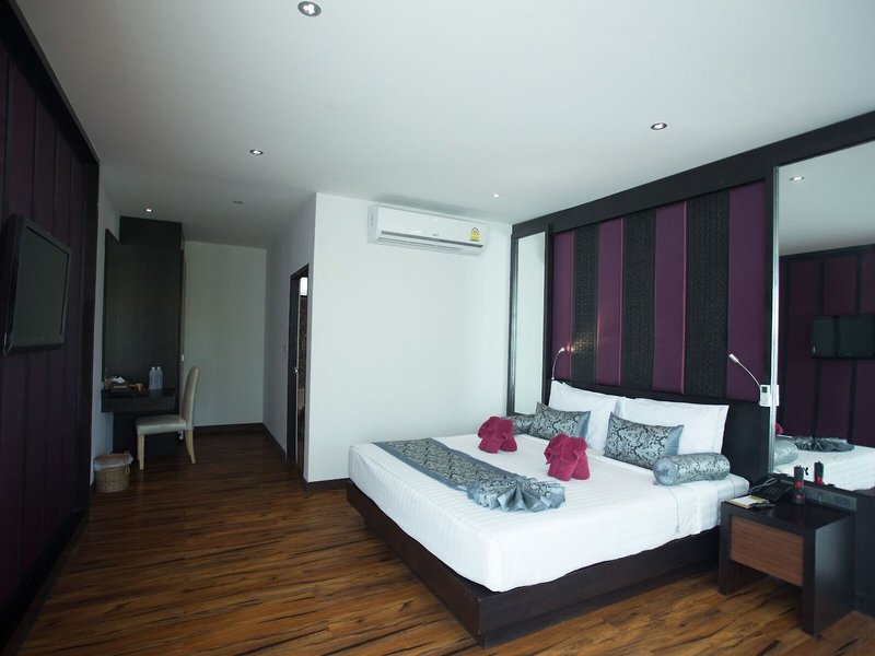 Phi Phi Erawan Palms Resort 49