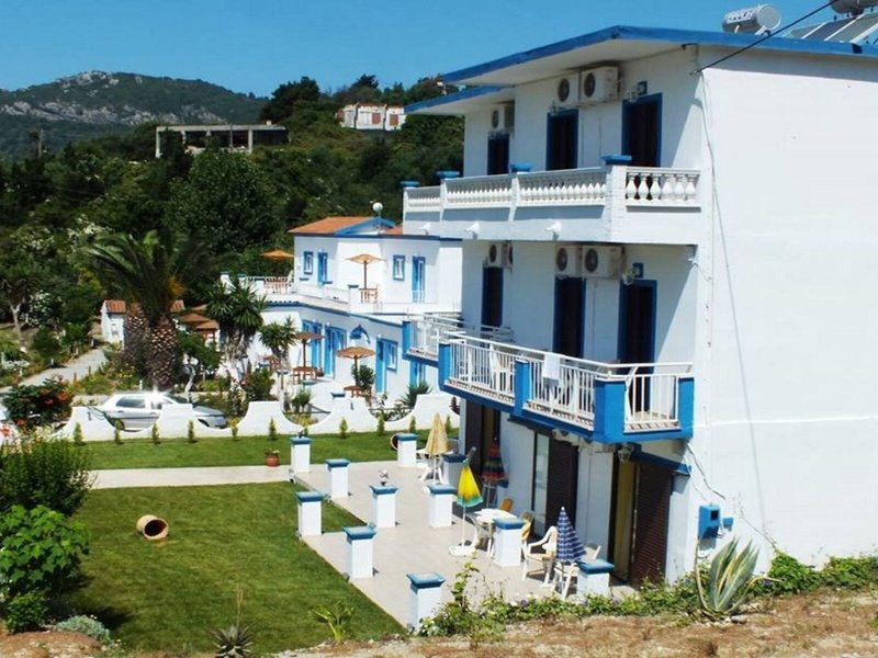 Akis Studios And Apartments 2