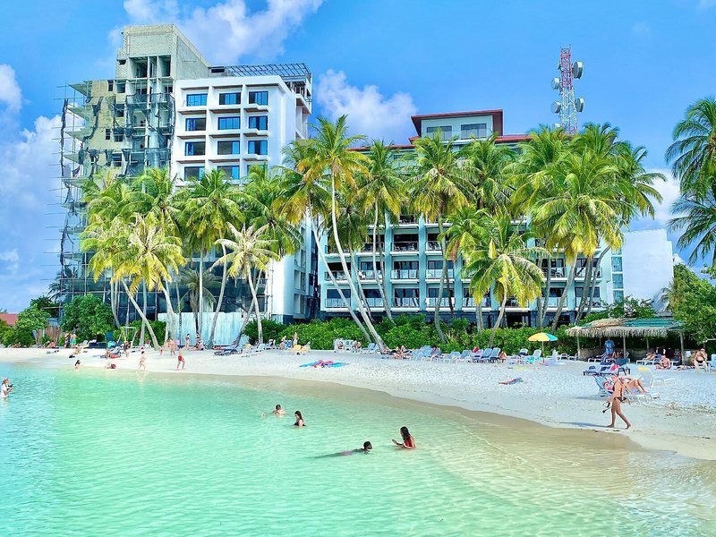 Kaani Grand Seaview 15