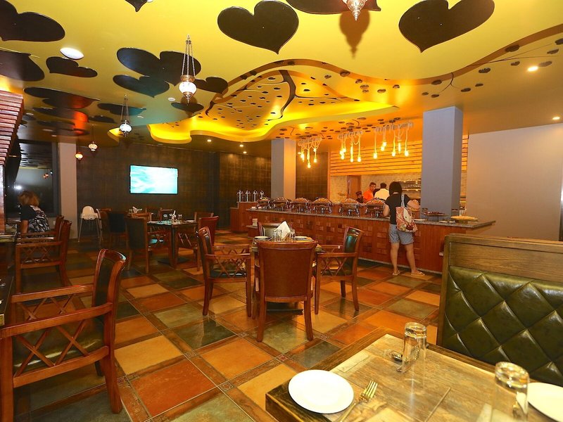 Kaani Grand Seaview 27