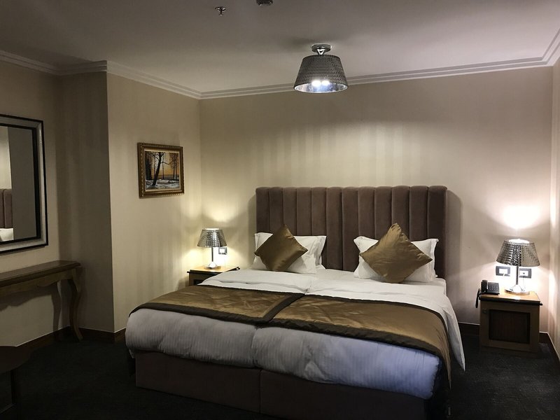 Hotel Colosseo Tirana 21
