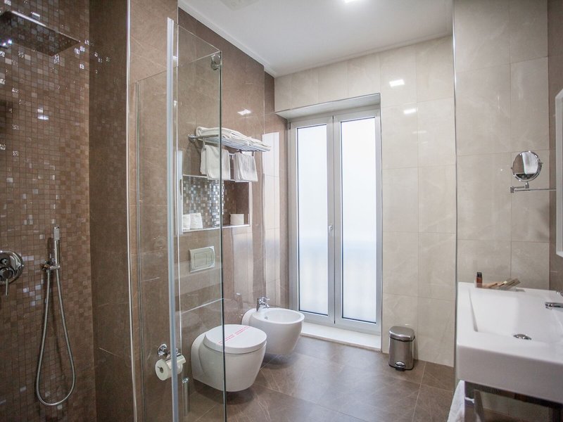Hotel Colosseo Tirana 39