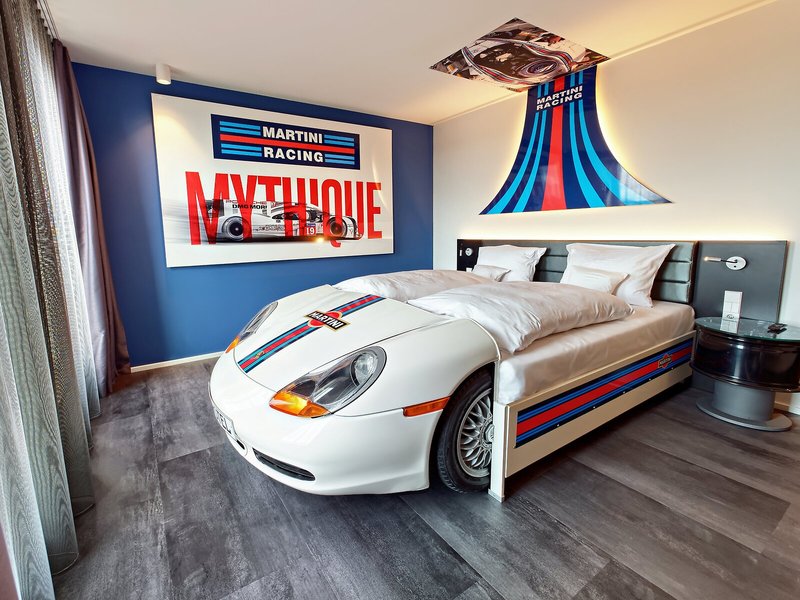 V8 HOTEL Motorworld Region Stuttgart 30