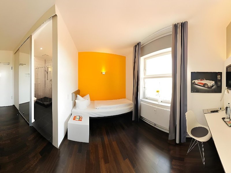 V8 HOTEL Motorworld Region Stuttgart 34